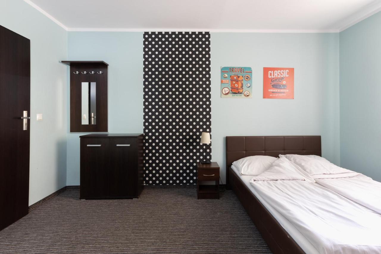 Shick Hostel&Apartments Breslau Exterior foto