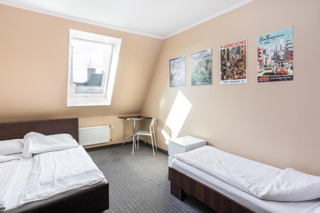 Shick Hostel&Apartments Breslau Exterior foto