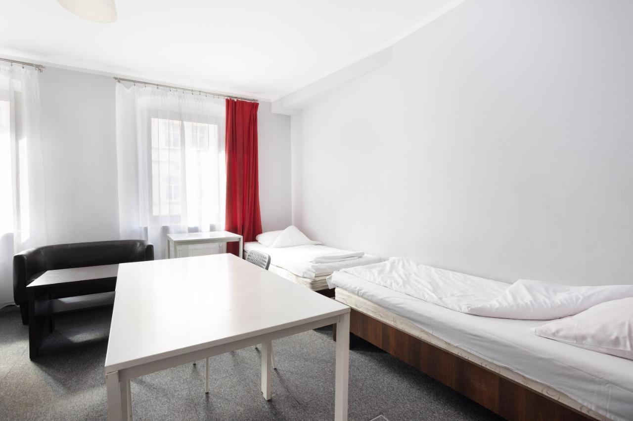 Shick Hostel&Apartments Breslau Exterior foto
